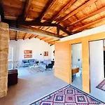 Feriehus Loft Centro Con Terrazzo. Free Parking Palermo