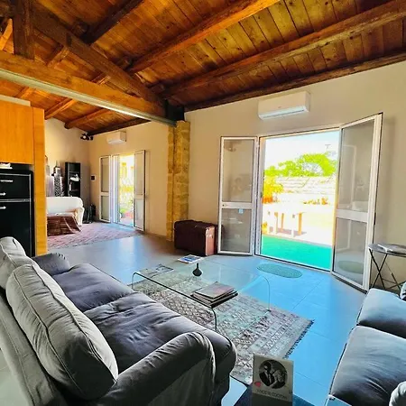 Loft Centro Con Terrazzo. Free Parking Holiday home Palermo