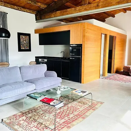 بيت للعطل Loft Centro Con Terrazzo. Free Parking
