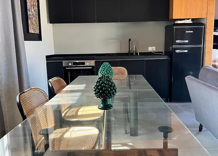 Loft Centro Con Terrazzo. Free Parking Holiday home