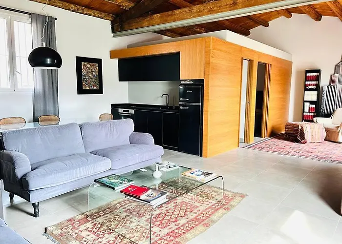 Holiday home Loft Centro Con Terrazzo. Free Parking